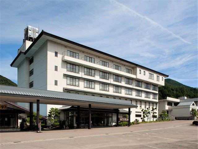 長良川温泉 ホテル郡上八幡のコンパニオン宴会プラン 宴会コンパニオン旅行