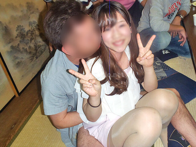 エンコンの美人コンパニオン