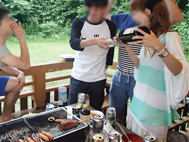 コンパニオンとBBQ