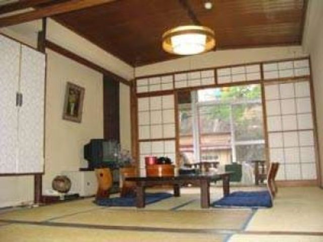 飯坂温泉 清流の宿 花乃湯のコンパニオン宴会プラン 宴会コンパニオン旅行