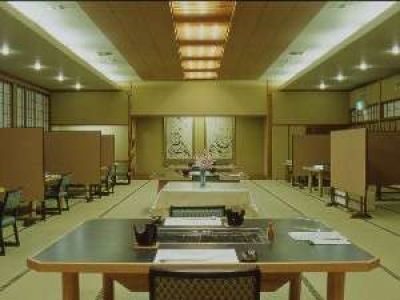 館内