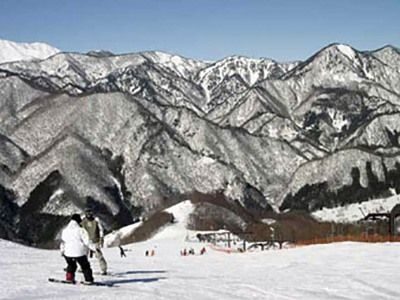 群馬県水上温泉でのピンクコンパニオン