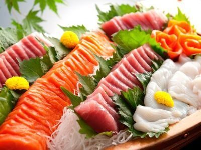 刺し身の盛り合わせ