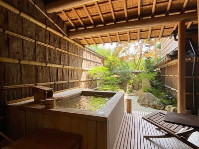 贅沢な貸切風呂