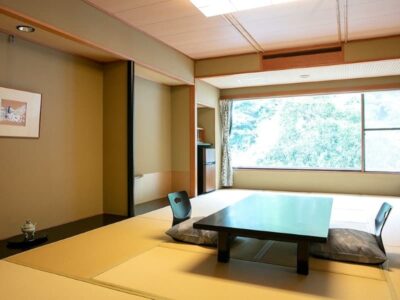 和室10畳_頼朝の湯　本陣