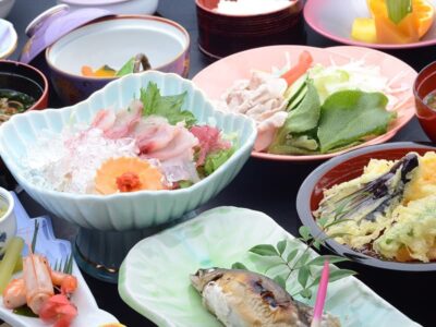 彩り綺麗な会席料理