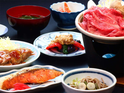夕食