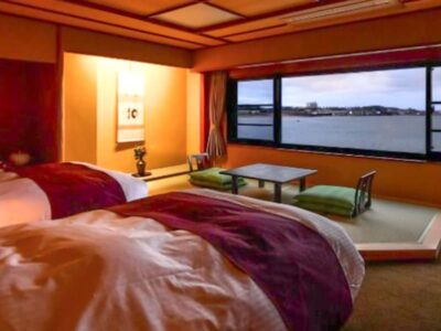 源泉かけ流し展望半露天風呂付客室_かのや光楽苑