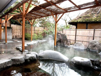 露天風呂_由布院ことぶき花の庄