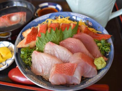 新鮮な刺し身