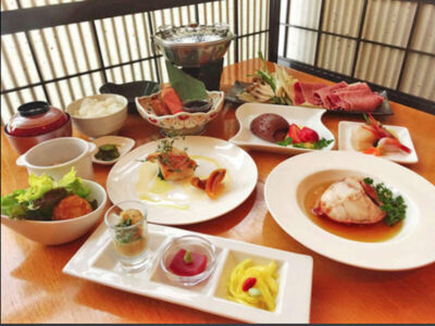 朝食