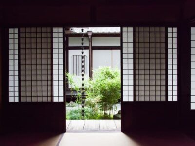 館内