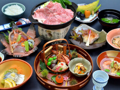 美味しそうな肉の会席料理