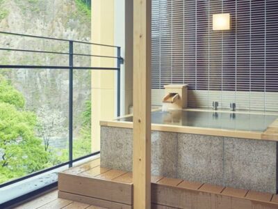 ホテル山水荘の露天風呂付き客室