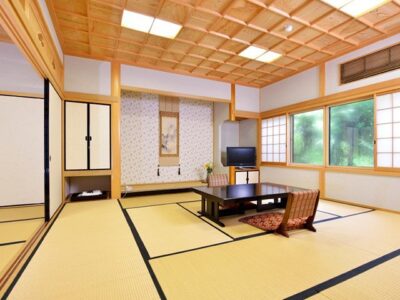 客室：広めの和室