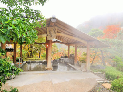 露天風呂「願いの湯」_秘湯の宿滝見苑