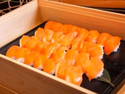 湯元啄木亭　サーモンお寿司