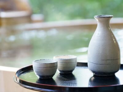 和倉温泉旅館でお酒味わう