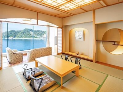 海の見える和室