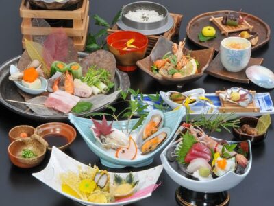 山の幸の贅沢な会席料理