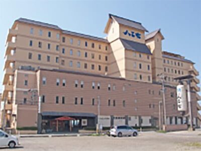 外から見た旅館　