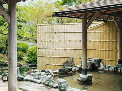 庭園の見える露天風呂