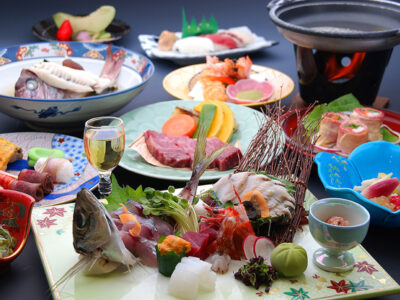 美味しそうなお造りの会席料理