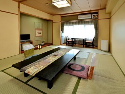 落ち着く広い和室