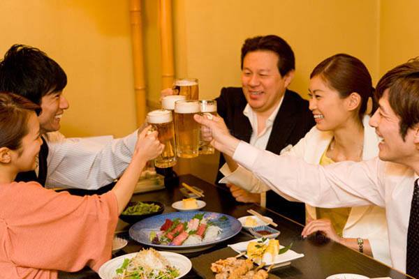 宴会の様子