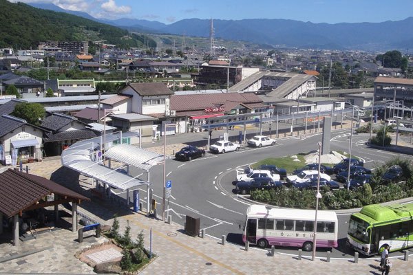 石和温泉の町並み